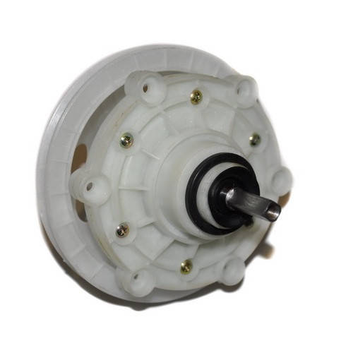 Редуктор для стиральной машины полуавтомат Saturn 05.002 (ромашка, квадрат 31mm) 
Редуктор для стиральной машины полуавтомат Saturn 05.002 (ромашка, квадрат 31mm)