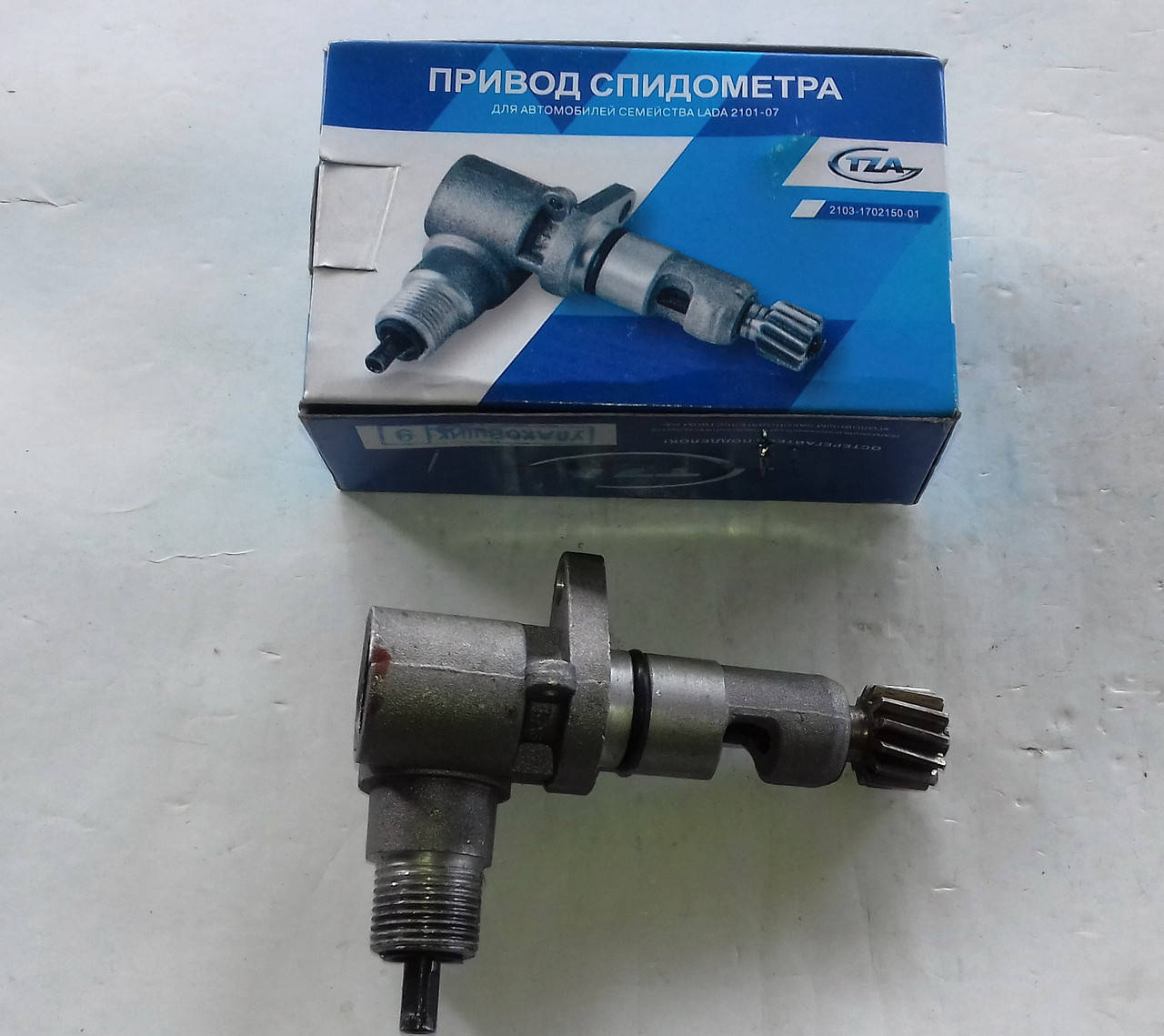 Привод спидометра Ваз 2101 (13 зубьев) 
Привод спидометра Ваз 2101 (13 зубьев)