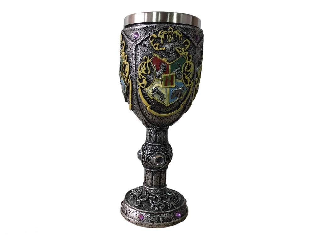 Бокал Кубок Гарри Поттер Harry Potter Факультеты Хогвартса Гриффиндор, Пуффендуй, Когтевран и Слизерин.
Бокал Кубок Гарри Поттер Harry Potter Факультеты Хогвартса Гриффиндор, Пуффендуй, Когтевран и Слизерин.