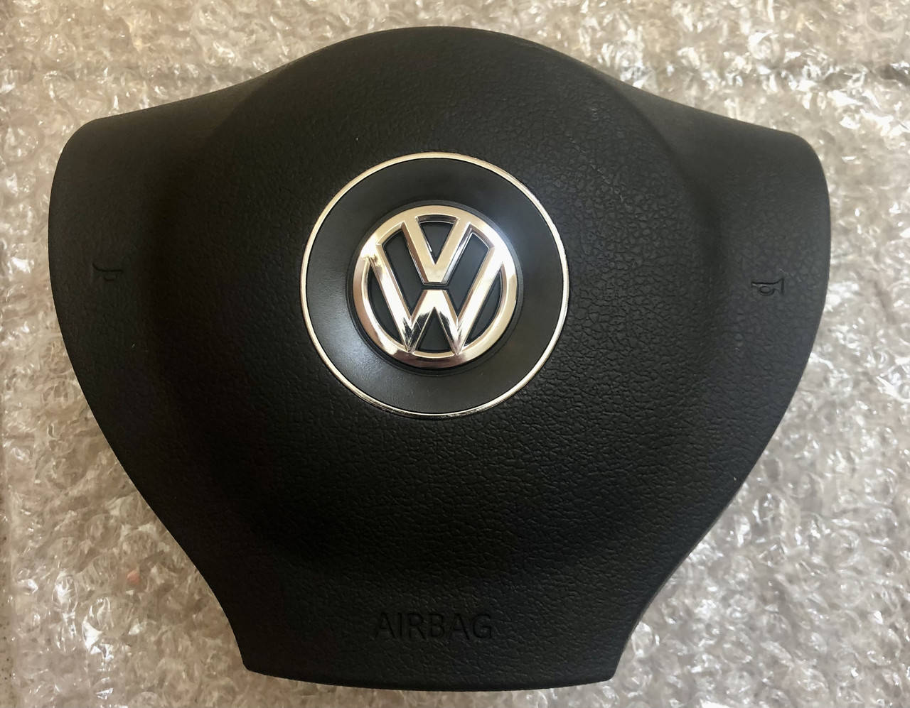 Крышка, Заглушка, Накладка, Airbag на руль подушка безопасности Volkswagen VW Passat B7 12-15, CC 09-15
Крышка, Заглушка, Накладка, Airbag на руль подушка безопасности Volkswagen VW Passat B7 12-15, CC 09-15