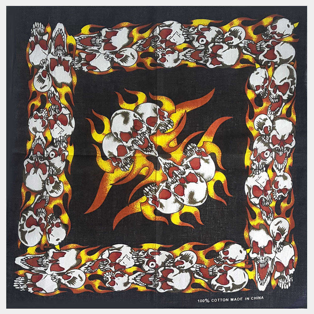 Бандана хлопковая с черепами и огнем пиратская летний платок, Черный 
Бандана хлопковая с черепами и огнем пиратская летний платок, Черный