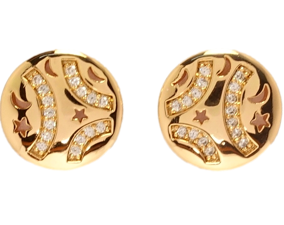 Серьги Xuping Позолота 18K гвоздики "Круги с дорожками циркония и узором звездочки и полумесяцы"
Серьги Xuping Позолота 18K гвоздики "Круги с дорожками циркония и узором звездочки и полумесяцы"