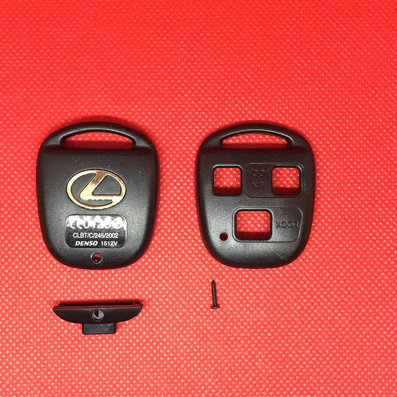 Корпус ключа LEXUS (Лексус) RX, GX, LX, IS, GS, ES, LS, SC - 3 кнопки оригинальное крепление
Корпус ключа LEXUS (Лексус) RX, GX, LX, IS, GS, ES, LS, SC - 3 кнопки оригинальное крепление