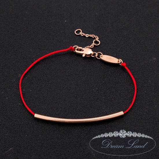 Красная нить на руку оберег с кулоном из нержавеющей медицинской стали “Габриэла”