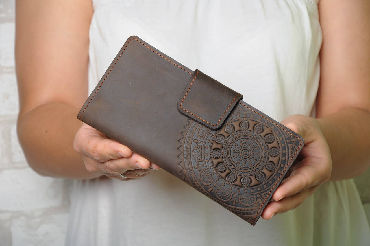 Кожаный кошелек ручной работы, качественный клатч-кошелек, Коричневый
Кожаный кошелек ручной работы, качественный клатч-кошелек, Коричневый