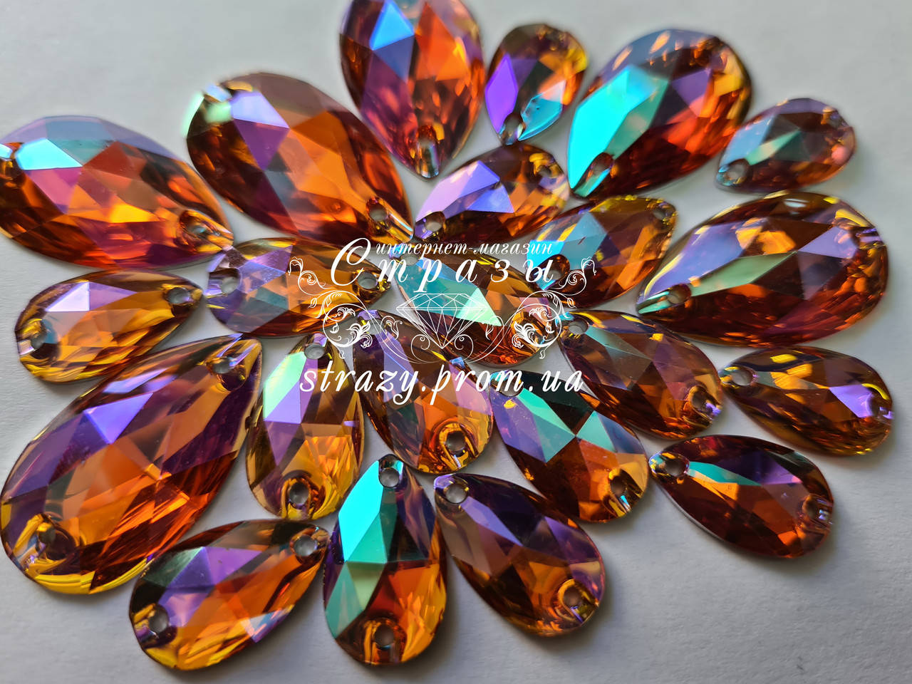 Стразы пришивные Капля 10х18мм. Акрил Hyacinth AB
Стразы пришивные Капля 10х18мм. Акрил Hyacinth AB