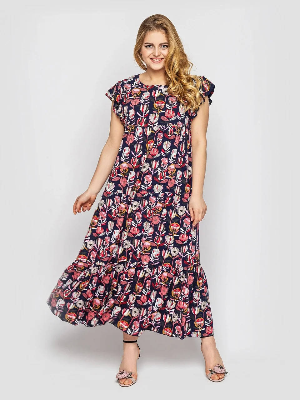 Платье летнее свободного кроя макси длины из штапеля в розовый цветочек, большие размеры от 52 до 58 
Платье летнее свободного кроя макси длины из штапеля в розовый цветочек, большие размеры от 52 до 58