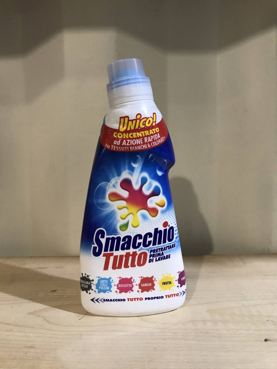 Плямовивідник універсальний Smacchio Tutto prima concentr для білих і кольорових речей зі щіточкою 400 мл
Плямовивідник універсальний Smacchio Tutto prima concentr для білих і кольорових речей зі щіточкою 400 мл