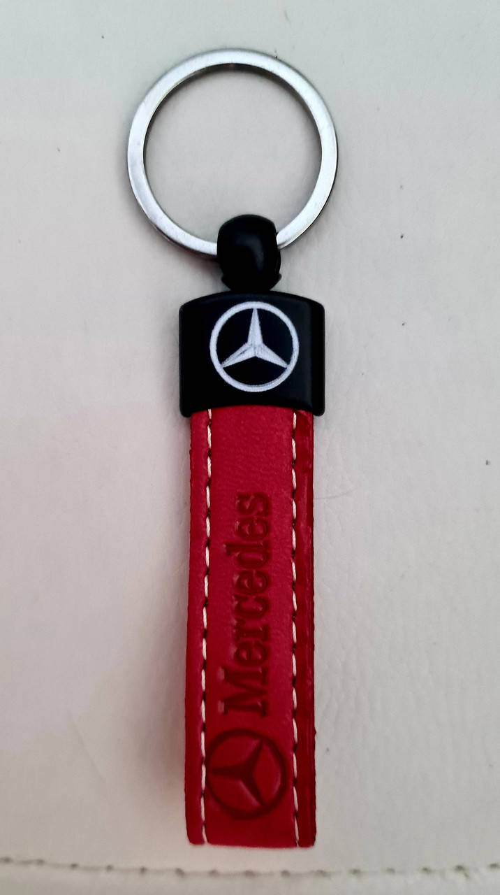 Брелок автомобильный кожанный для ключей Mercedes Мерседес красный!Качество!Турция! Брелок для ключей авто
Брелок автомобильный кожанный для ключей Mercedes Мерседес красный!Качество!Турция! Брелок для ключей авто