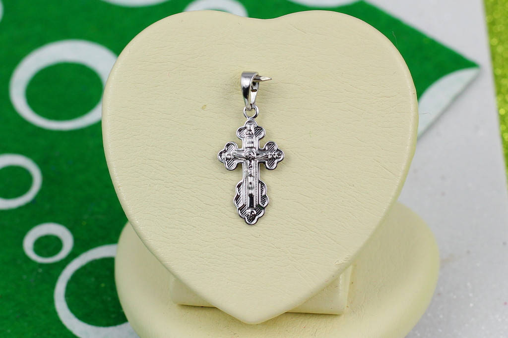 Крестик Xuping Jewelry на краях по три завитка 2 см серебристый подойдет детям, Серебристий
Крестик Xuping Jewelry на краях по три завитка 2 см серебристый подойдет детям, Серебристий