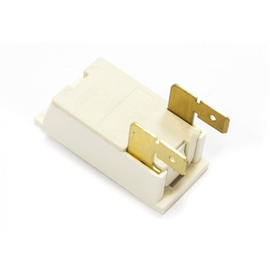 Блокировка люка Candy 92129592 BP0111 INT004CY
Блокировка люка Candy 92129592 BP0111 INT004CY