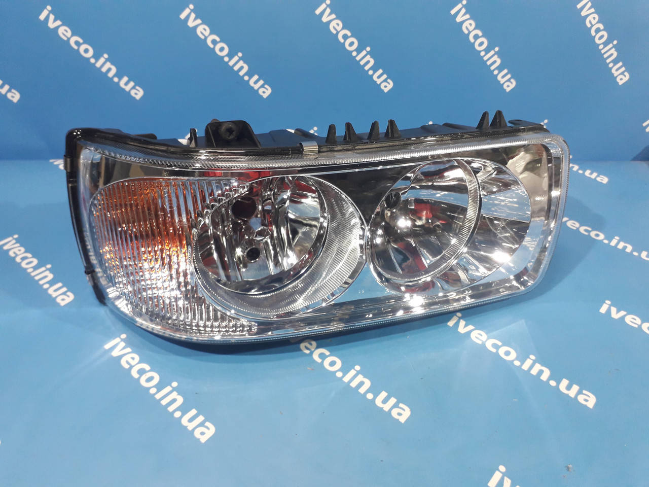 Фара головного света правая DAF LF CF XF95 XF105 1699301 1699300 1743690 1743691 1641743 1743685 1399903 ДАФ
Фара головного света правая DAF LF CF XF95 XF105 1699301 1699300 1743690 1743691 1641743 1743685 1399903 ДАФ
