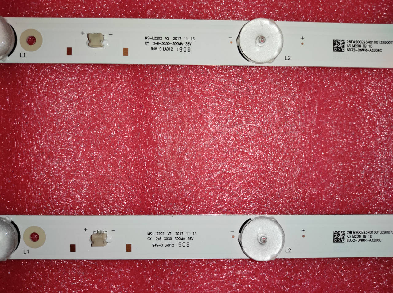 LED подсветка телевизора NOMI 32', MS-L2202, MS-L1343, MS-L1074, JL.D32061330-081AS-M, FZD-03 E348124
LED подсветка телевизора NOMI 32', MS-L2202, MS-L1343, MS-L1074, JL.D32061330-081AS-M, FZD-03 E348124