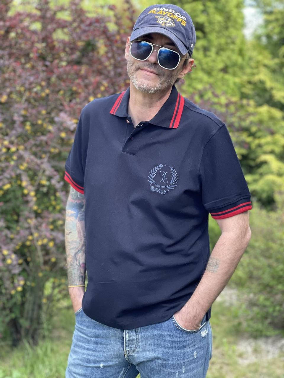 Темно-синяя мужская футболка-поло с вышивкой Хлопок размер 50-54
Темно-синяя мужская футболка-поло с вышивкой Хлопок размер 50-54