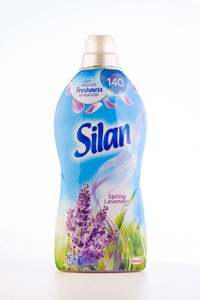 Ополаскиватель "Silan" концентрированный смягчитель тканей Весенняя Лаванда 1800 мл (9000101381344)
Ополаскиватель "Silan" концентрированный смягчитель тканей Весенняя Лаванда 1800 мл (9000101381344)