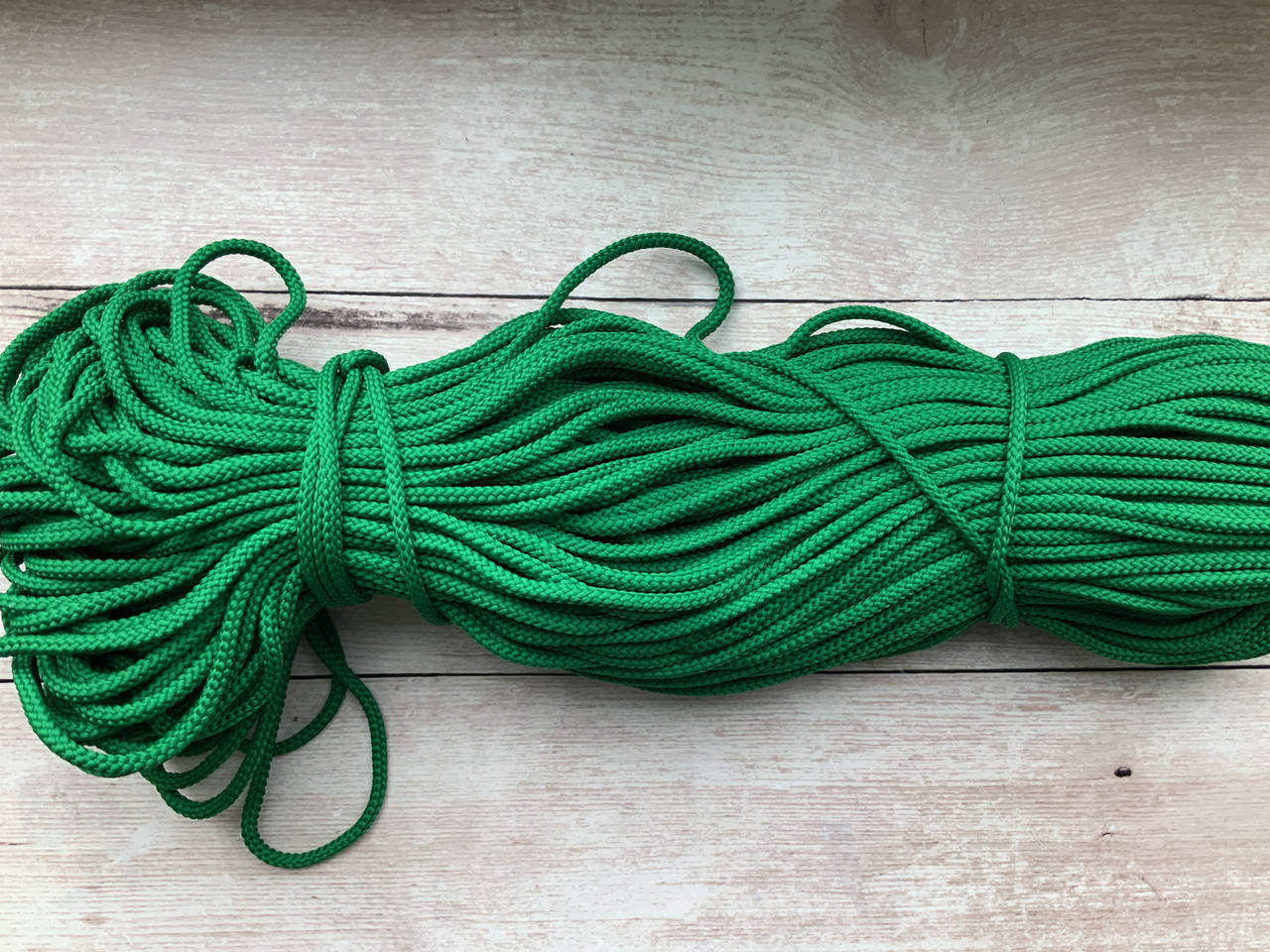 Полиэфирный шнур с сердечником Зеленый, Зелёный 
Полиэфирный шнур с сердечником Зеленый, Зелёный