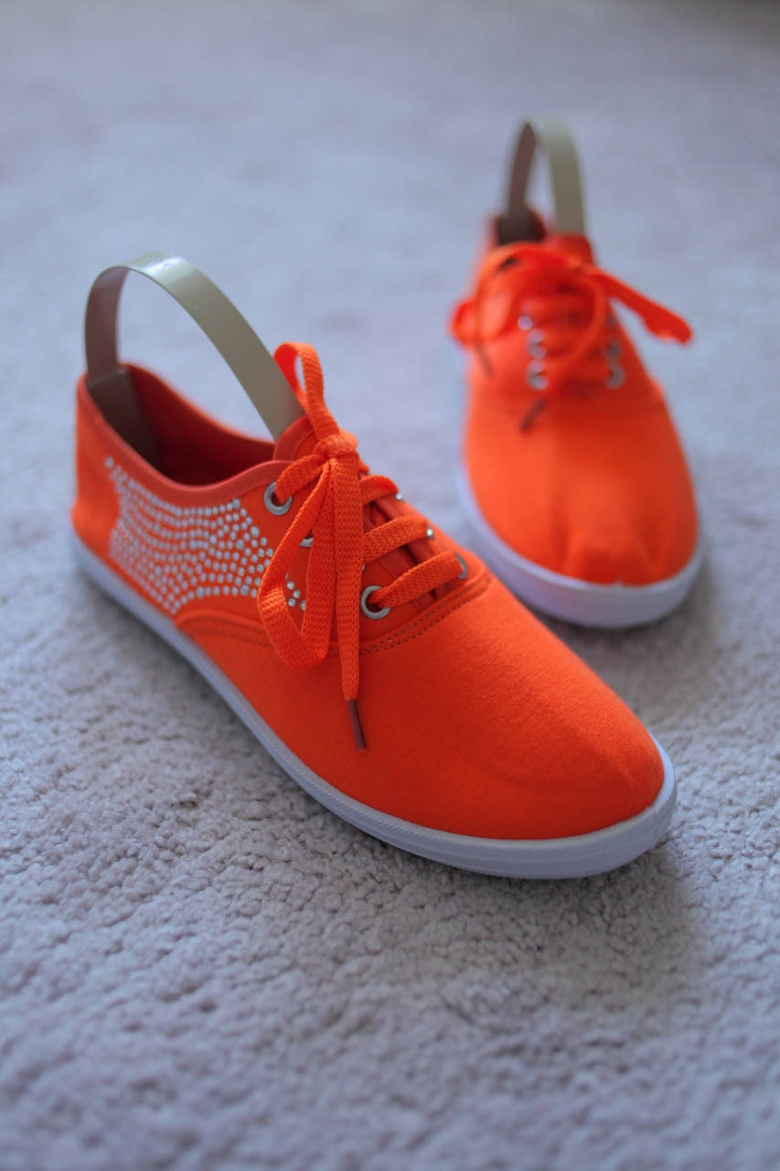 Женские кеды текстильные оражевые стразы шнуровка 36-39, Оранжевый 
Женские кеды текстильные оражевые стразы шнуровка 36-39, Оранжевый