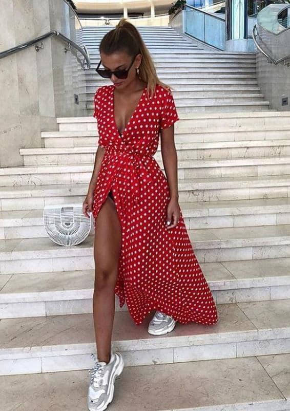 Платье в горошек красное SKL92-292513
Платье в горошек красное SKL92-292513