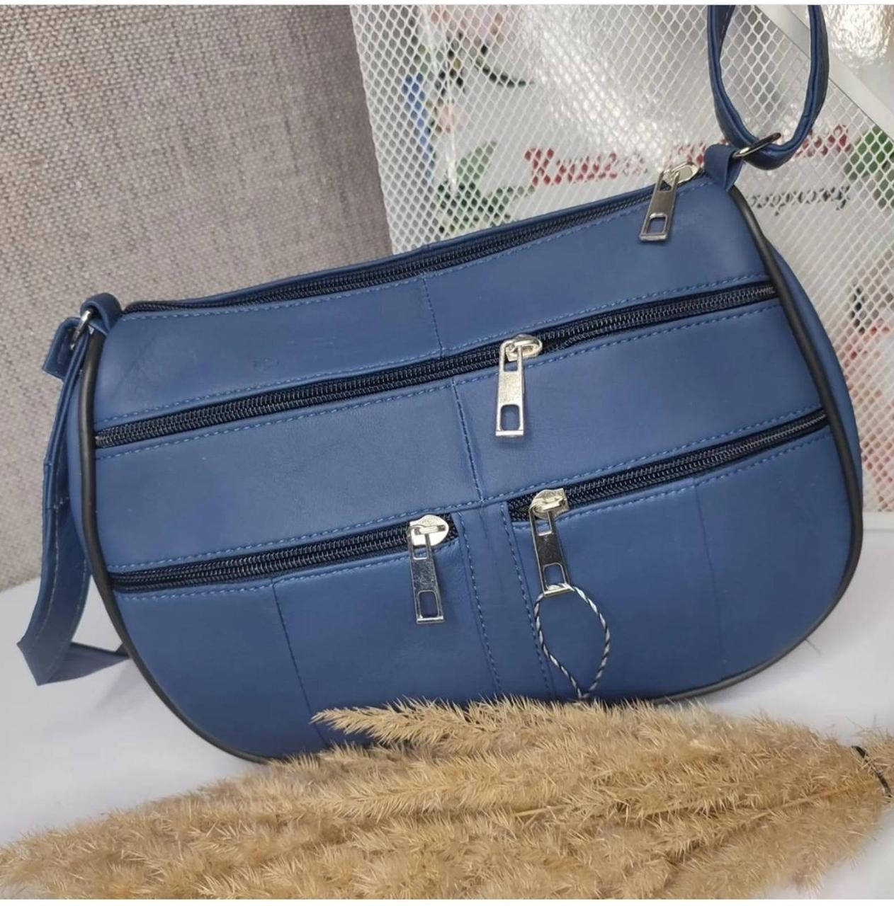 Сумка-барсетка женская кожаная, размер 20*27*8 см (3цв) "David Bags" недорого оптом от прямого поставщика, Разные цвета
Сумка-барсетка женская кожаная, размер 20*27*8 см (3цв) "David Bags" недорого оптом от прямого поставщика, Разные цвета