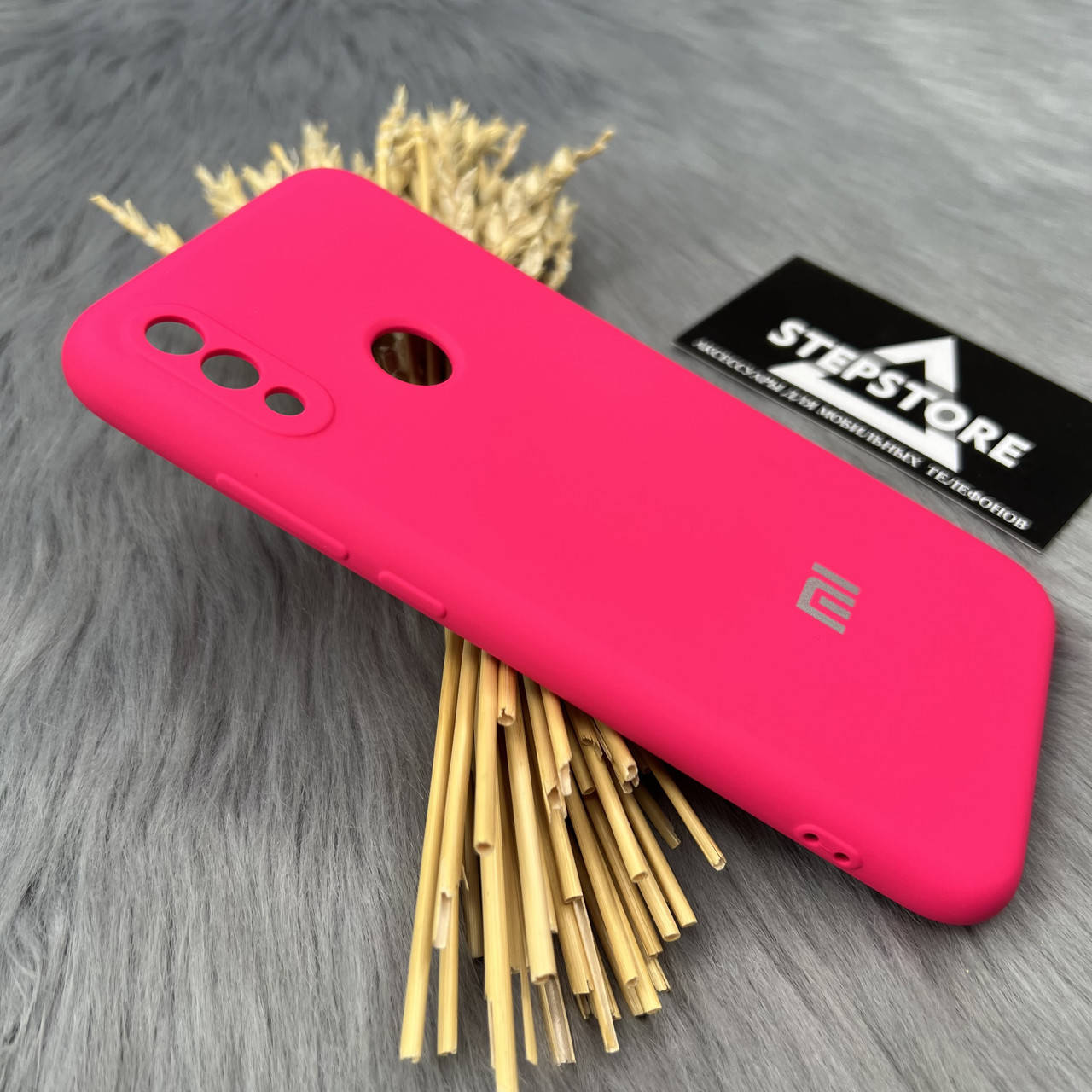 Чехол Silicone Case для Xiaomi Redmi Note 7 / Note 7 pro с микрофиброй противоударный силиконовый Розовый
Чехол Silicone Case для Xiaomi Redmi Note 7 / Note 7 pro с микрофиброй противоударный силиконовый Розовый