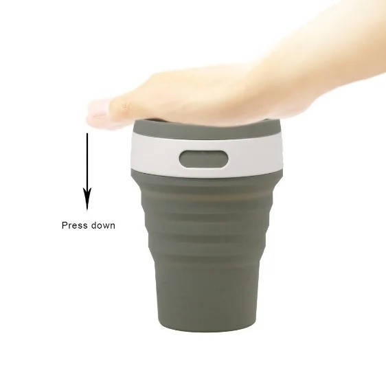 Многоразовый складной силиконовый стакан с крышкой Collapsible coffee cup 350 мл, хорошая цена, Разные цвета
Многоразовый складной силиконовый стакан с крышкой Collapsible coffee cup 350 мл, хорошая цена, Разные цвета