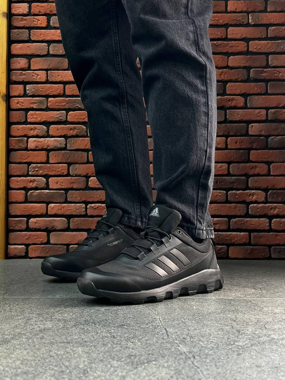 Adidas мужские весенние/осенние черные кроссовки на шнурках.Демисезонные мужские текстильные кроссы 45, Черный
Adidas мужские весенние/осенние черные кроссовки на шнурках.Демисезонные мужские текстильные кроссы 45, Черный
