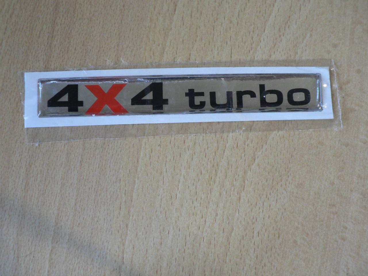 Наклейка s надпись 4x4 turbo 132х18х1.1мм полоска на пленочной основе силиконовая масса на авто 4х4 турбо
Наклейка s надпись 4x4 turbo 132х18х1.1мм полоска на пленочной основе силиконовая масса на авто 4х4 турбо