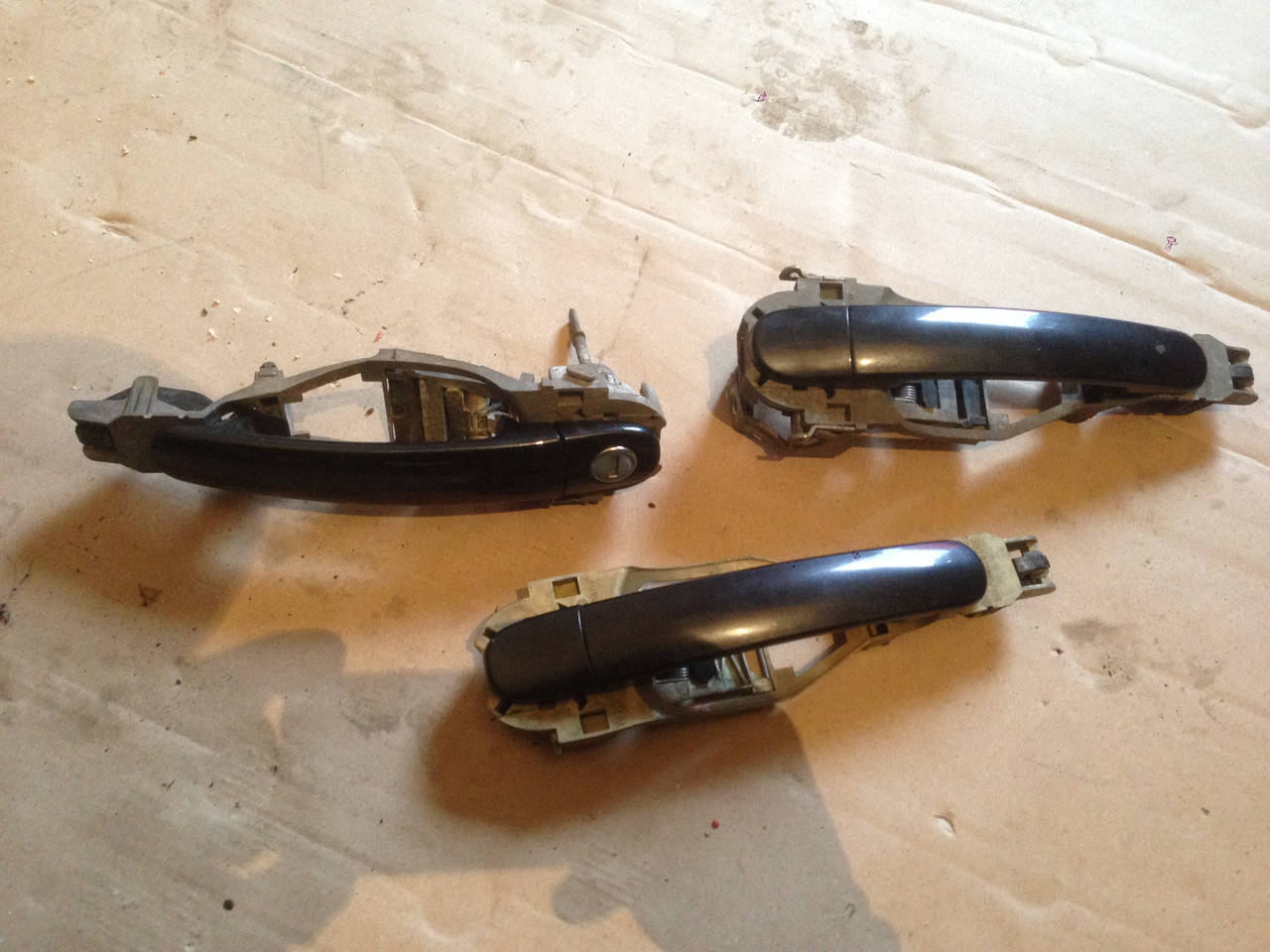 Ручки Пассат Б5 цена за штуку
Ручки Пассат Б5 цена за штуку