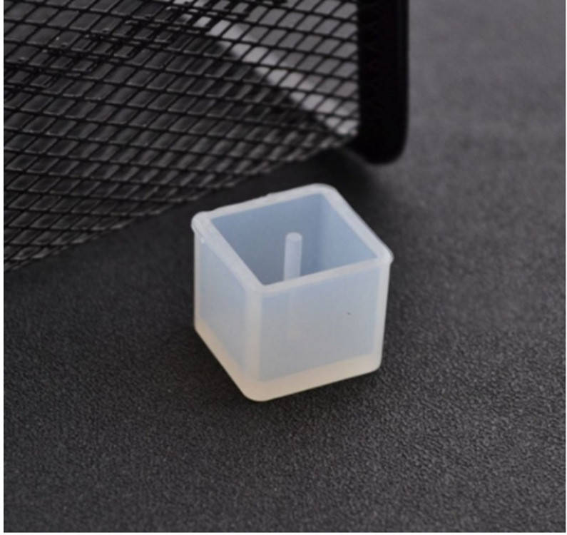 Молд силиконовый для бусин, Куб, 21 мм
Молд силиконовый для бусин, Куб, 21 мм