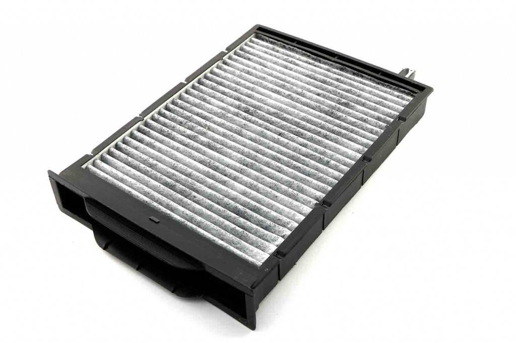 Фильтр салонный Renault Megane 02-08 угольный Shafer SAK175
Фильтр салонный Renault Megane 02-08 угольный Shafer SAK175