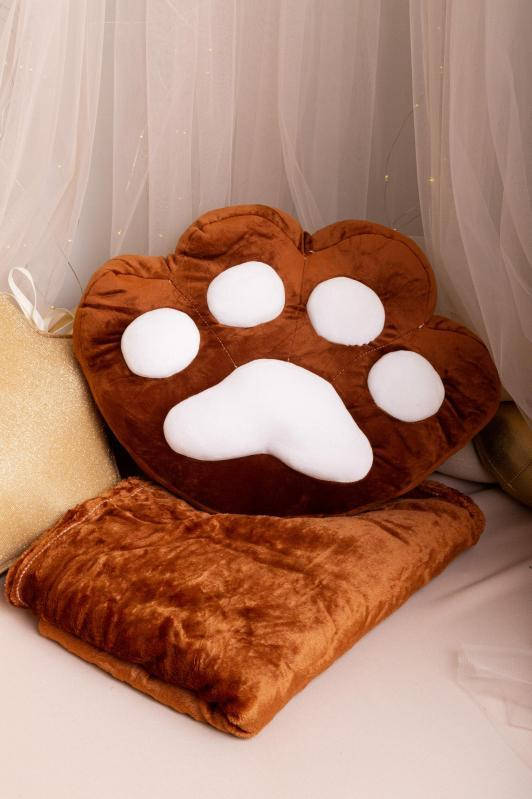 Плюшевая игрушка подушка лапка с пледом внутри мягкая 3 в 1 ktv0187, Коричневый
Плюшевая игрушка подушка лапка с пледом внутри мягкая 3 в 1 ktv0187, Коричневый