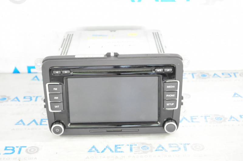 Магнитофон монитор радио VW Jetta 15-18 USA 6 кнопок 1K0-035-180-AE Фольксваген Джетта 2011-2018
Магнитофон монитор радио VW Jetta 15-18 USA 6 кнопок 1K0-035-180-AE Фольксваген Джетта 2011-2018