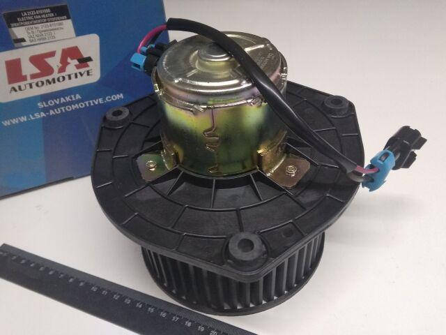 Мотор отопителя ВАЗ 2123, "LSA" в упак. (LA 2123-8101080)
Мотор отопителя ВАЗ 2123, "LSA" в упак. (LA 2123-8101080)