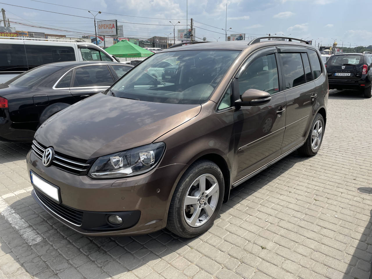 Дефлекторы окон (ветровики) Volkswagen Touran 2010-2015 HIC