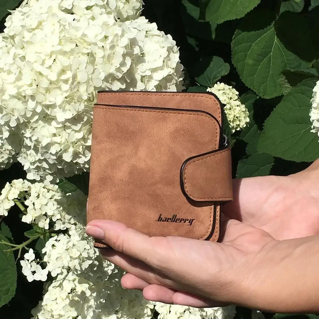 Кошелек женский замшевый Baellerry Forever Mini женский кошелек маленький из замши коричневый
Кошелек женский замшевый Baellerry Forever Mini женский кошелек маленький из замши коричневый