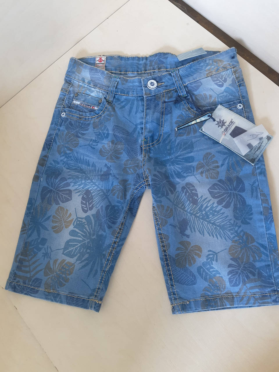 Подростковые джинсовые шорты для мальчика 140 146 152 158, Голубой 
Подростковые джинсовые шорты для мальчика 140 146 152 158, Голубой