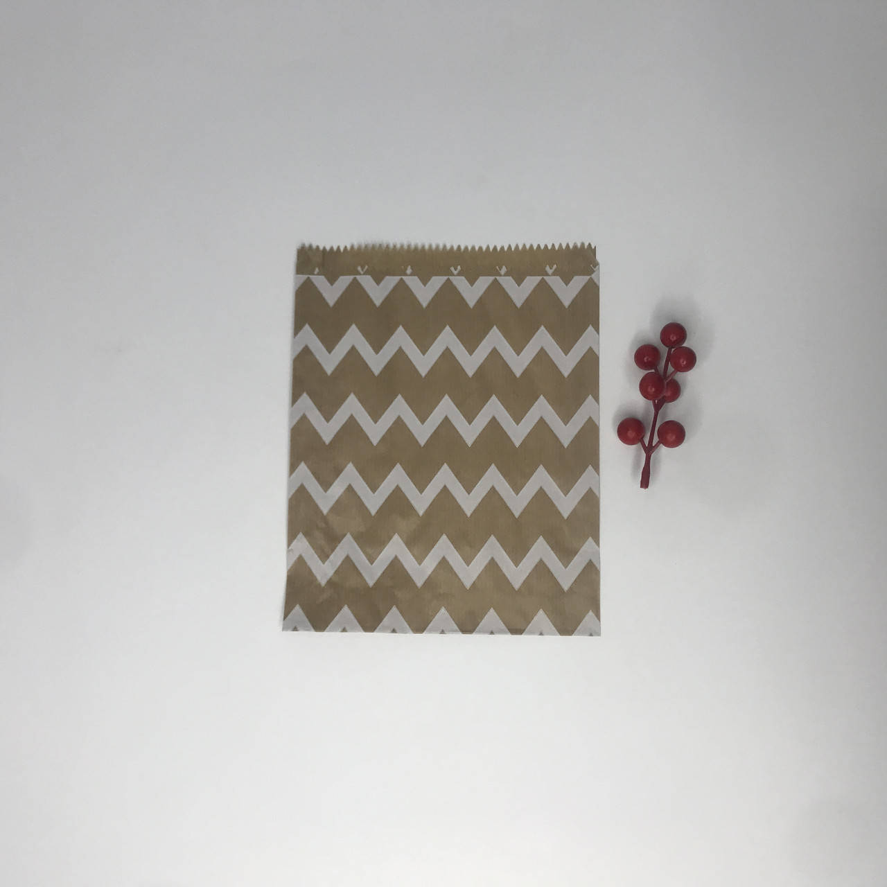 Крафт-пакет, 230*170*30 мм, зиг-заг на крафте, 10 шт.
Крафт-пакет, 230*170*30 мм, зиг-заг на крафте, 10 шт.