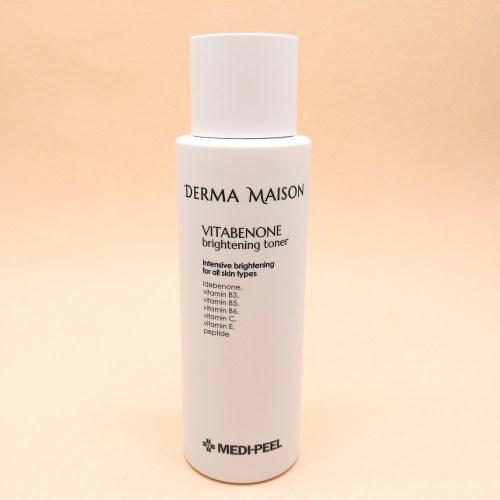Витаминный тонер для выравнивания тона MEDI-PEEL Derma Maison Vitabenone Brightening Toner 250 мл
Витаминный тонер для выравнивания тона MEDI-PEEL Derma Maison Vitabenone Brightening Toner 250 мл