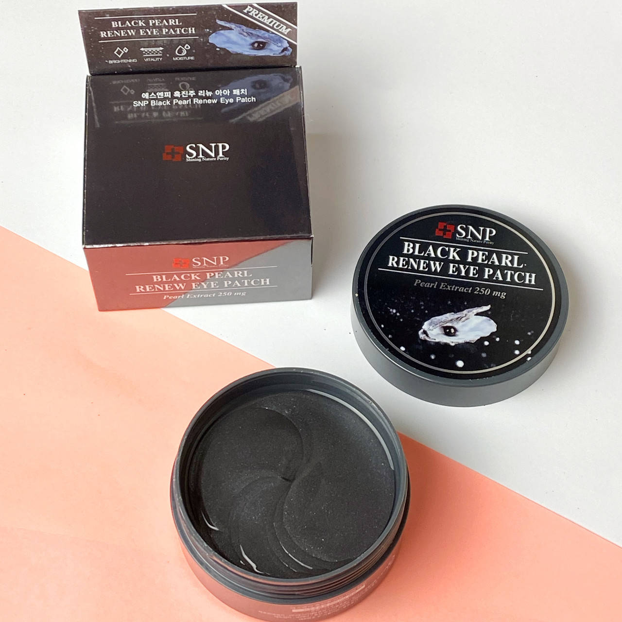 Гидрогелевые патчи для глаз с экстрактом чёрного жемчуга SNP Black Pearl Renew Eye Patch
Гидрогелевые патчи для глаз с экстрактом чёрного жемчуга SNP Black Pearl Renew Eye Patch