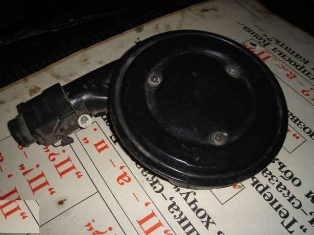 Корпус воздушного фильтра ВАЗ 2110 2111 2112 2108 2109 21099 2113 2114 2115 карбюраторный бу
Корпус воздушного фильтра ВАЗ 2110 2111 2112 2108 2109 21099 2113 2114 2115 карбюраторный бу