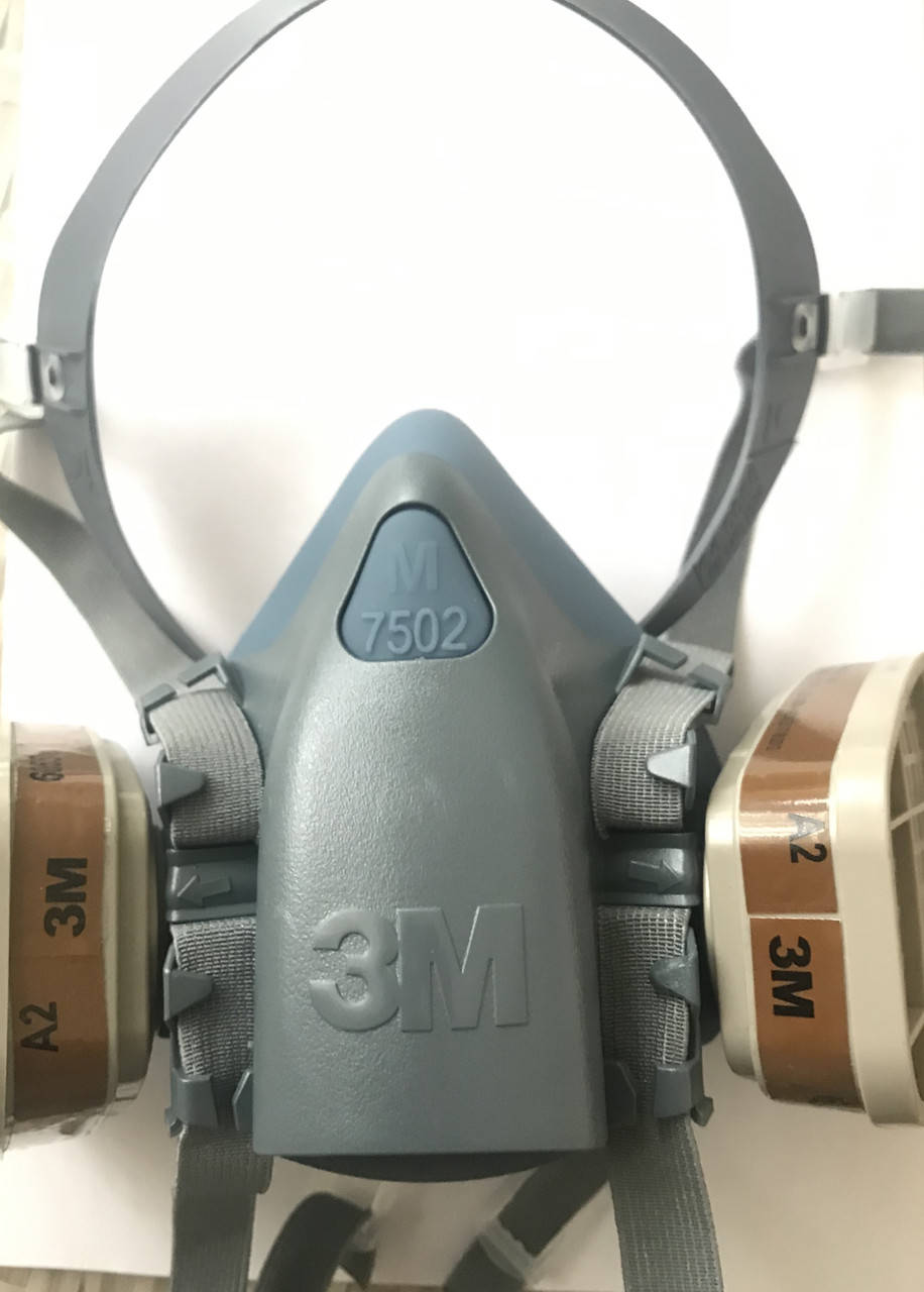 Полумаска защитная 3М 7502+6055(A2)
Полумаска защитная 3М 7502+6055(A2)