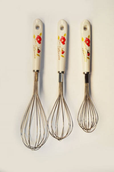 Венчик с керамической ручкой средний