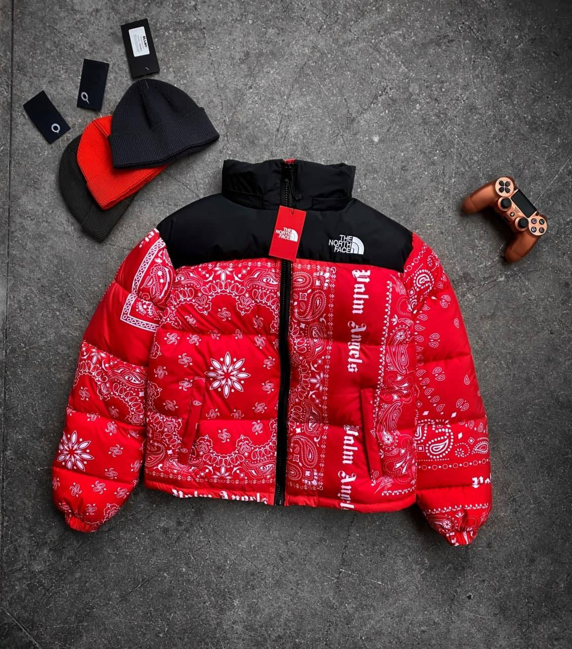 Мужской стильный зимний пуховик (The North Face) The North Face / - 25 / TNF красный с принтом L
Мужской стильный зимний пуховик (The North Face) The North Face / - 25 / TNF красный с принтом L