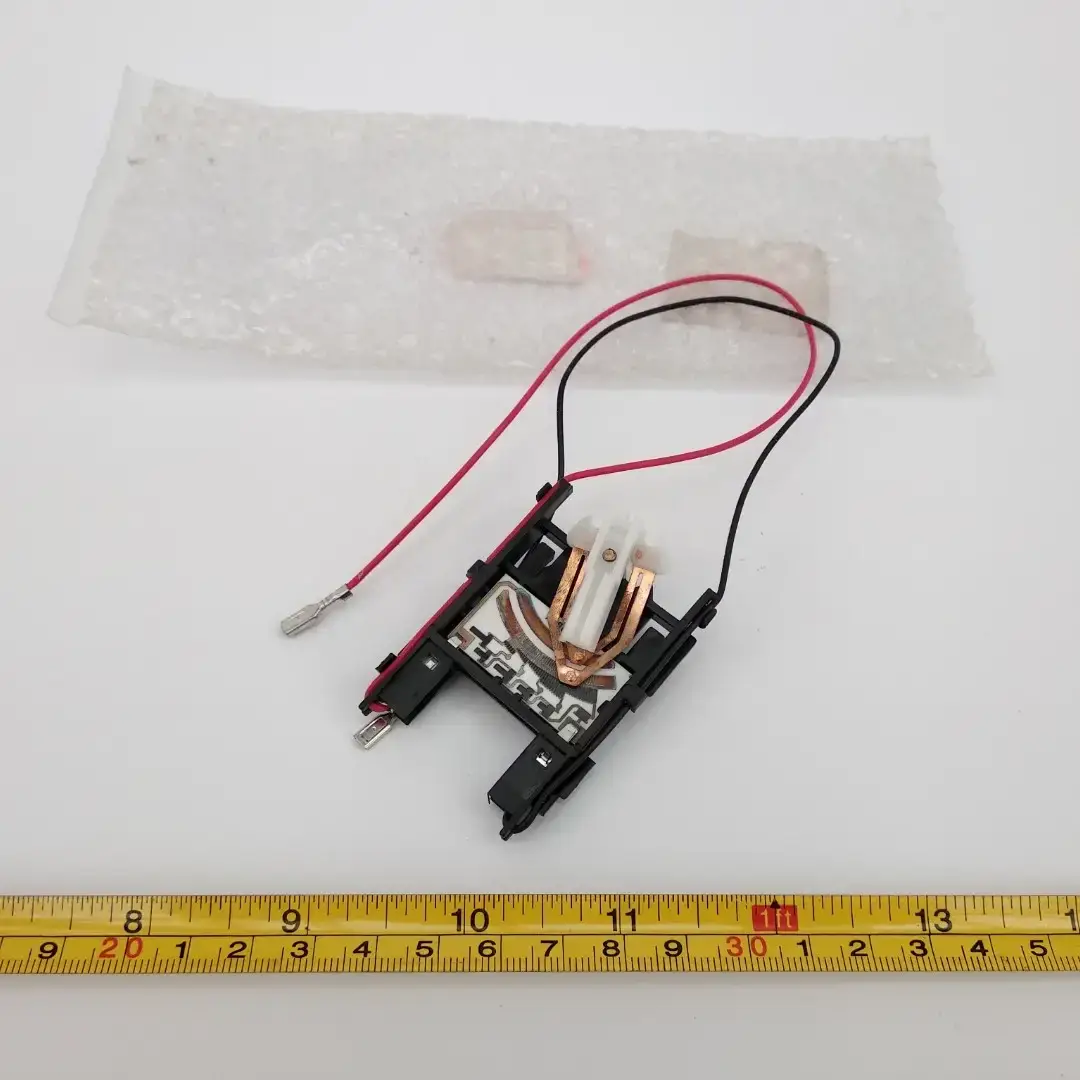 Датчик уровня топлива Чери Амулет 1.6 л. A11-1106615DA
Датчик уровня топлива Чери Амулет 1.6 л. A11-1106615DA