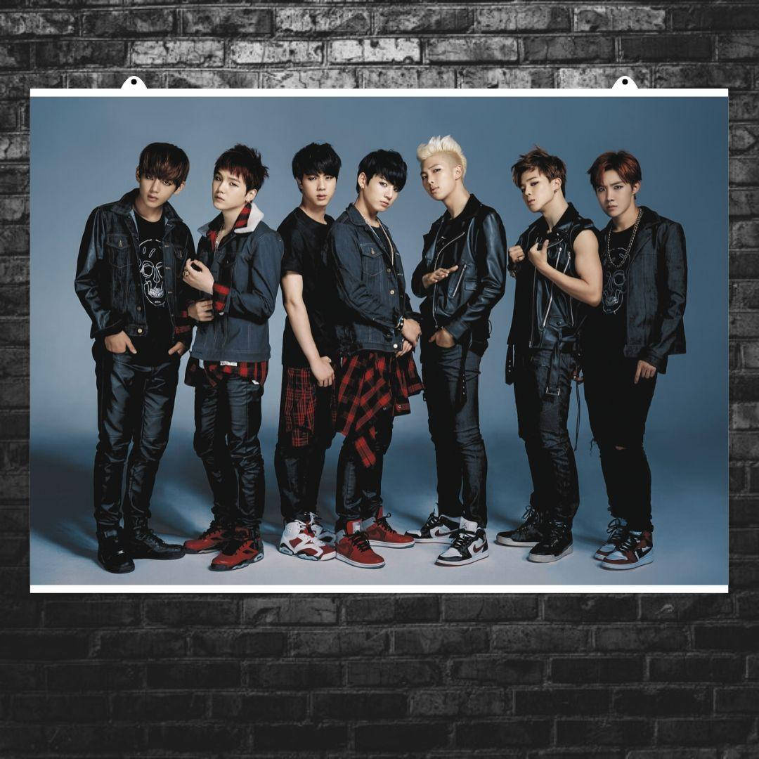 Постер "BTS, вся группа на сером фоне". Bangtan Boys, Beyond The Scene, кпоп. Размер 60x43см (A2). Глянцевая
Постер "BTS, вся группа на сером фоне". Bangtan Boys, Beyond The Scene, кпоп. Размер 60x43см (A2). Глянцевая