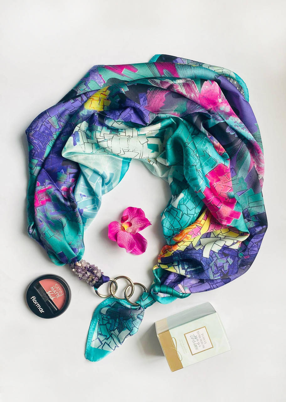 Шелковый платок "Райский остров" My Scarf, шейный платок, подарок женщине, украшен аметистом, Розовый
Шелковый платок "Райский остров" My Scarf, шейный платок, подарок женщине, украшен аметистом, Розовый