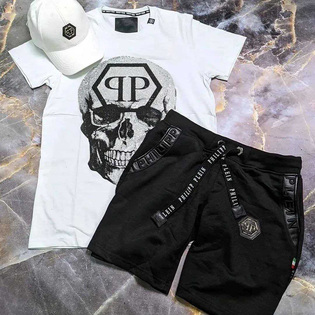 Футболка поло мужская Philipp Plein, мужской летний сет Philipp Plein шорты/футболка/кепка
Футболка поло мужская Philipp Plein, мужской летний сет Philipp Plein шорты/футболка/кепка