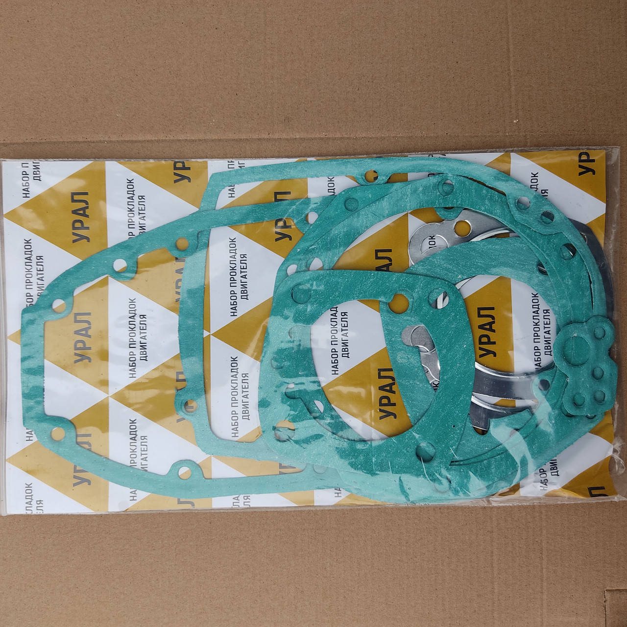 Набор прокладок Урал Паранит
Набор прокладок Урал Паранит
