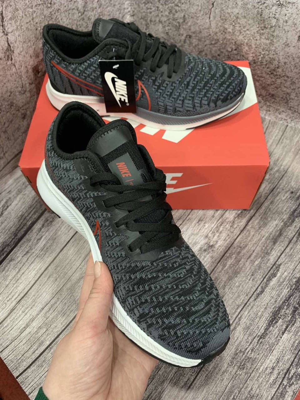 Кроссовки мужские Nike
Кроссовки мужские Nike