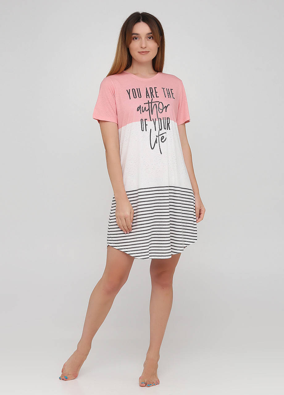 Комбинированное домашнее платье платье-футболка Cotpark однотонное 21000 L
Комбинированное домашнее платье платье-футболка Cotpark однотонное 21000 L